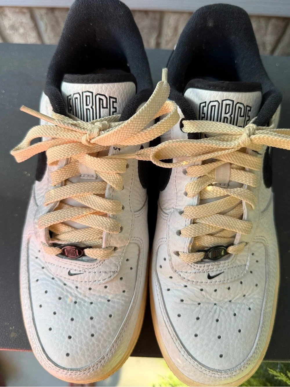 Nike Women's Air Force 1 '07 LX 